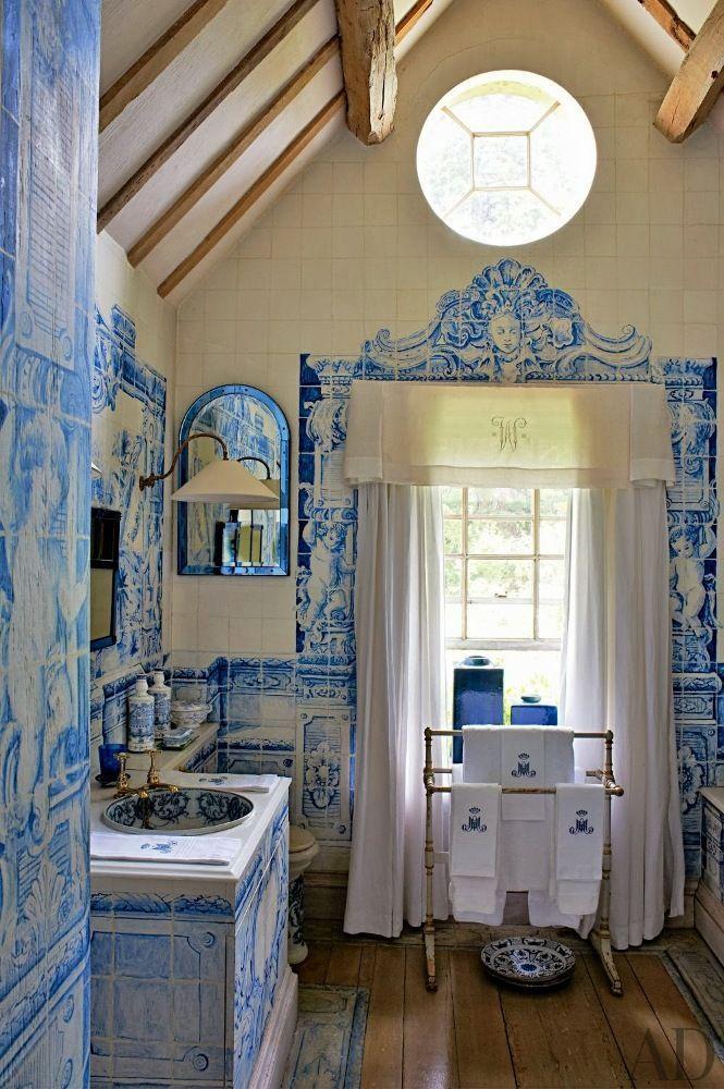 Foto: Reprodução / <a href="http://designfile.architecturaldigest.com/gallery/blue-and-white-rooms" target="_blank">AD Design File</a>