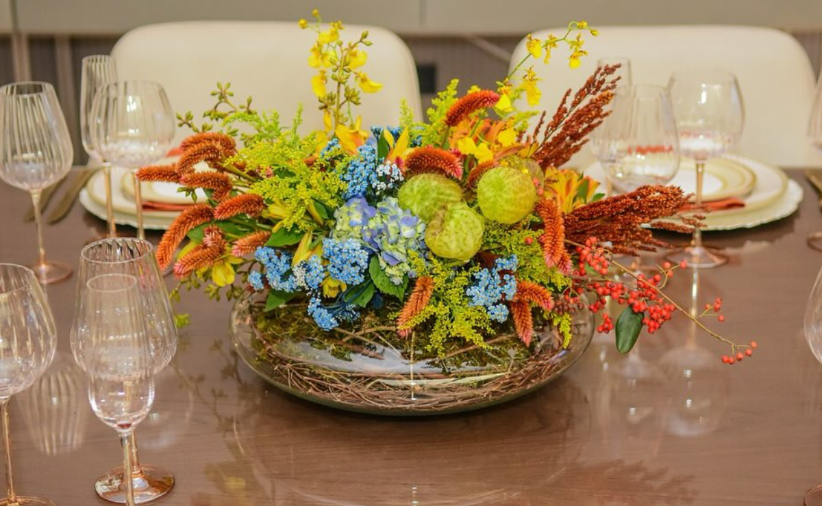 55 arranjos de mesa com o poder de deixar qualquer ambiente especial