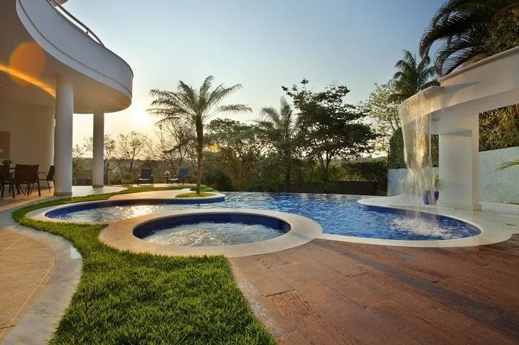 Foto de cascata para piscina 49 - 44