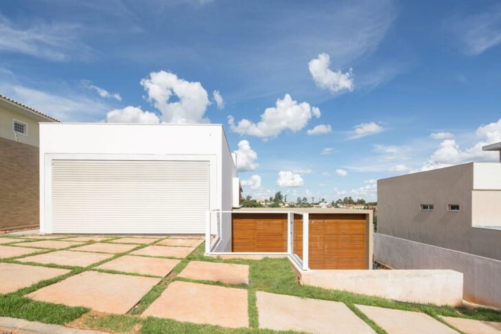 Foto de garagem residencial 44 - 43