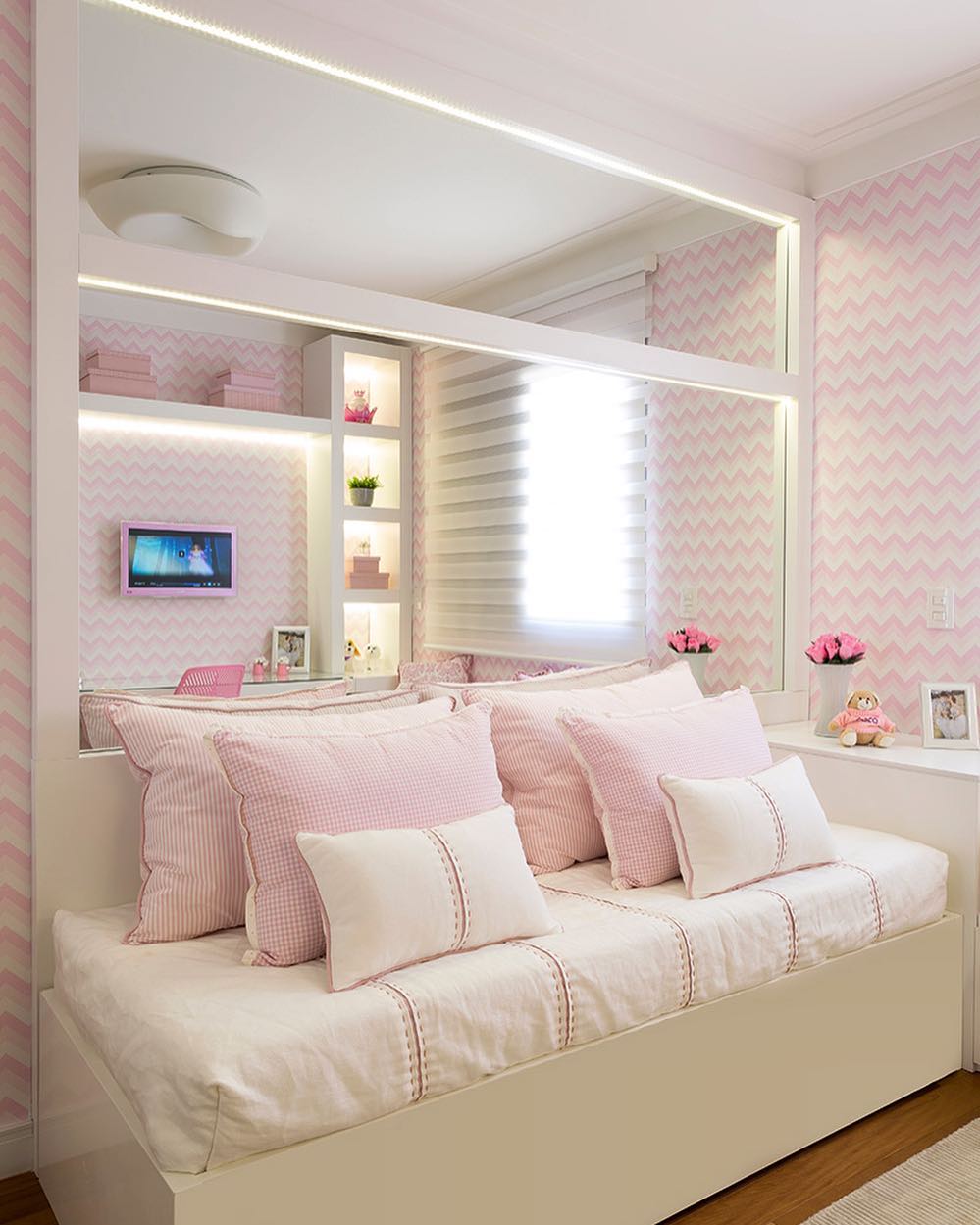 Foto de quarto rosa 17 - 17