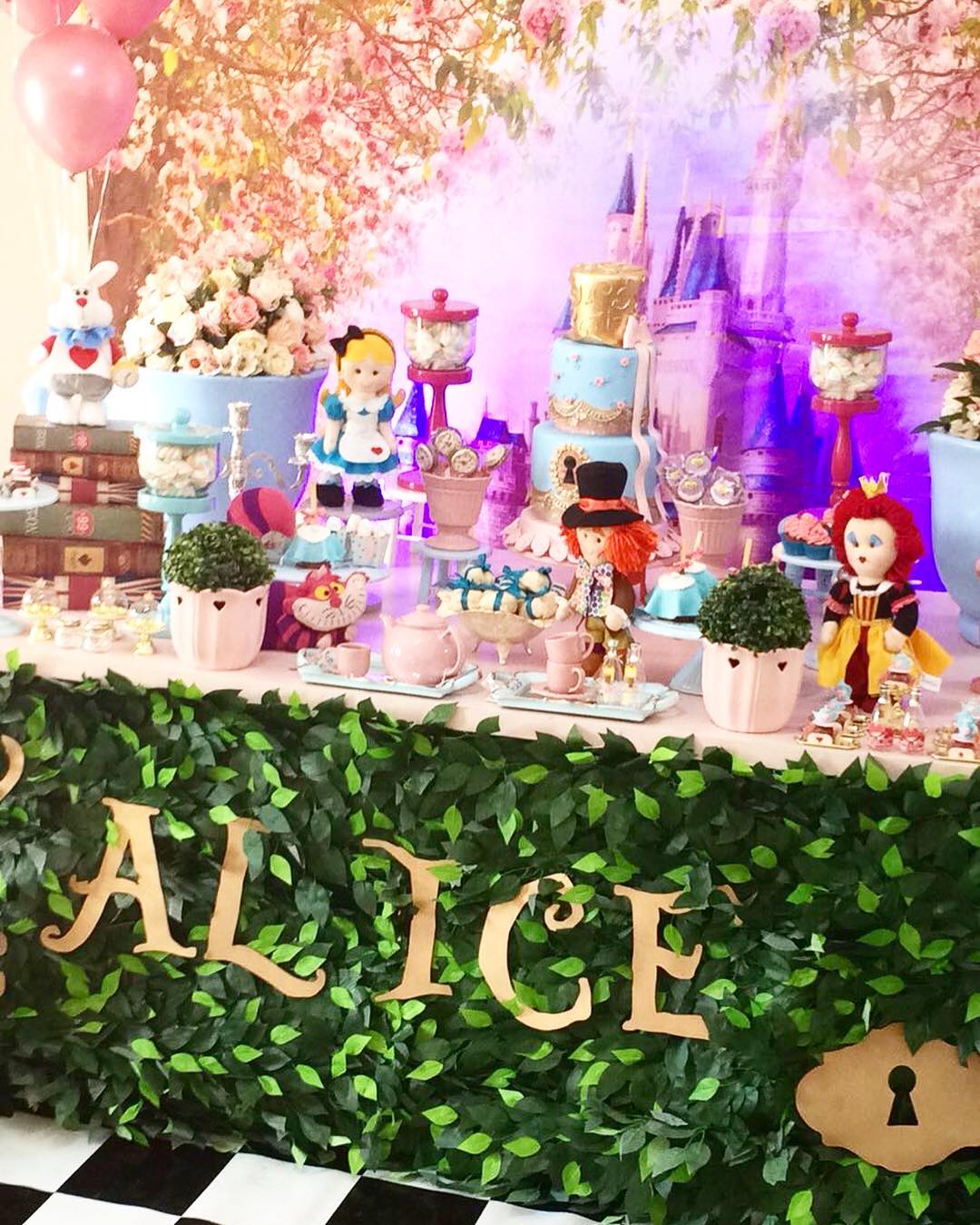 Foto de festa alice no pais das maravilhas 82 - 85