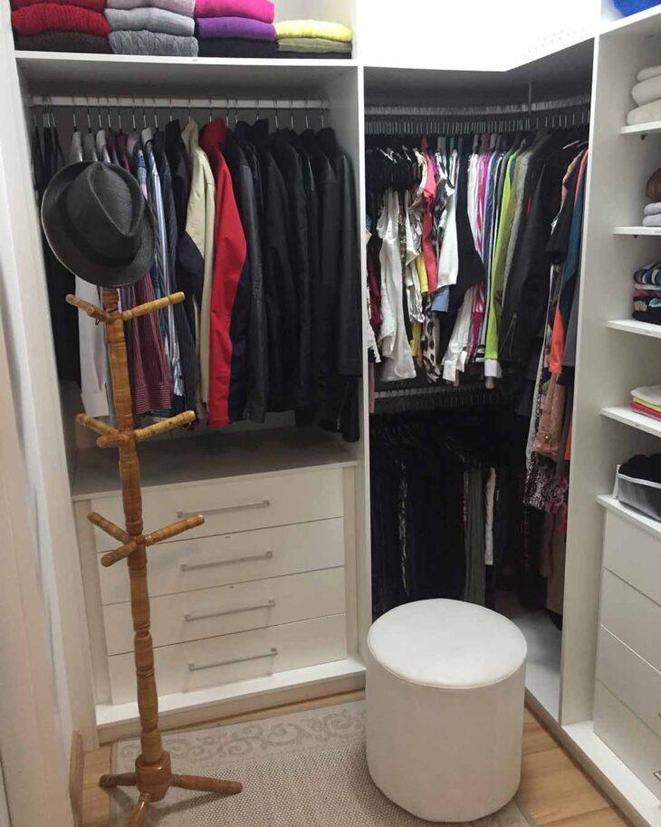 Foto de closet pequeno 56 - 58