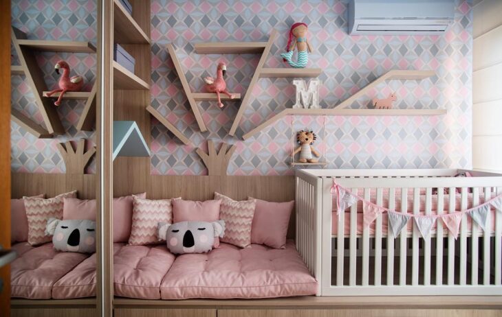 Foto de prateleira para quarto de bebe 27 - 26