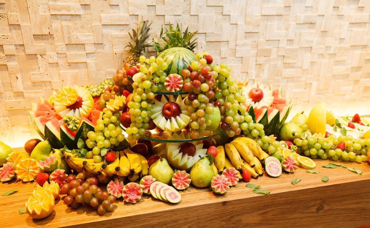 Mesa de frutas: 70 maneiras para decorar com muitas cores e sabores