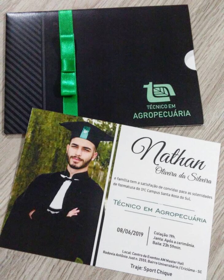 Foto de convite de formatura 19 - 22