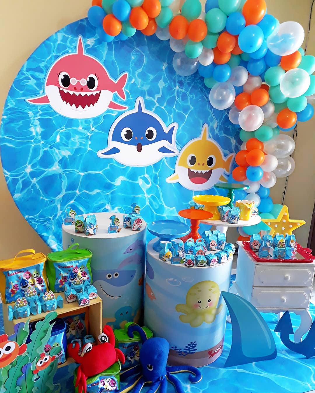 Foto de festa baby shark 8 - 11