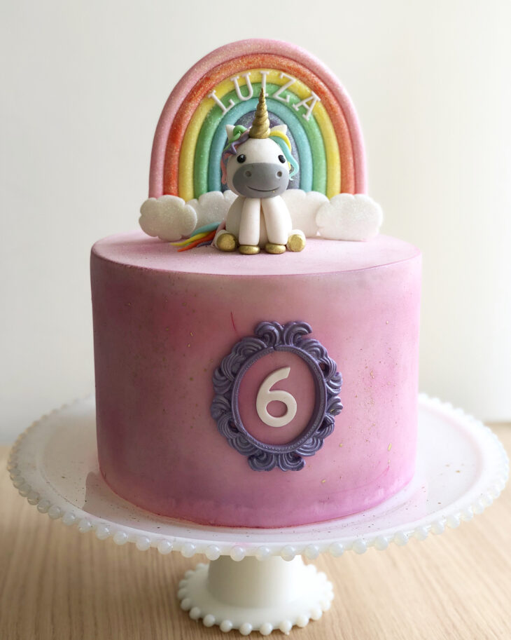 Foto de bolo de unicornio 10 - 13