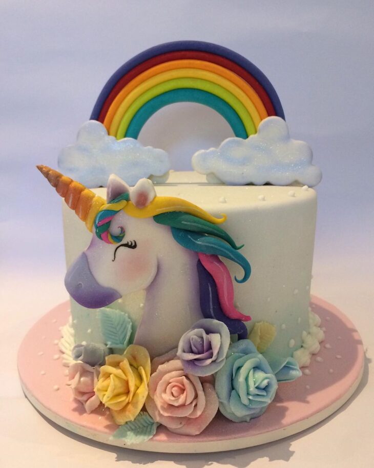 Foto de bolo de unicornio 15 - 18