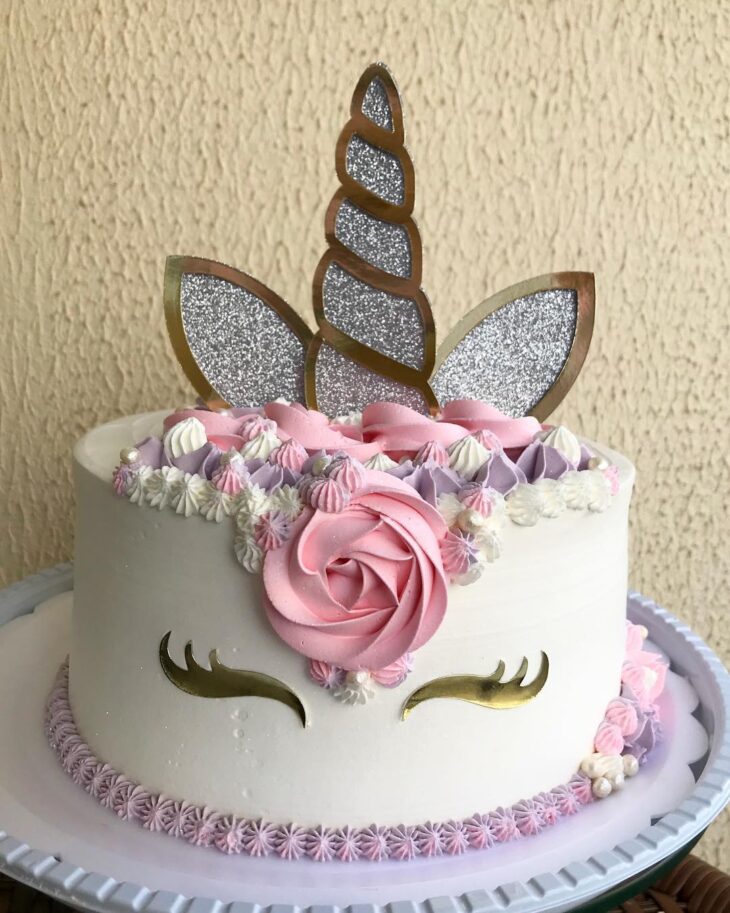 Foto de bolo de unicornio 26 - 29