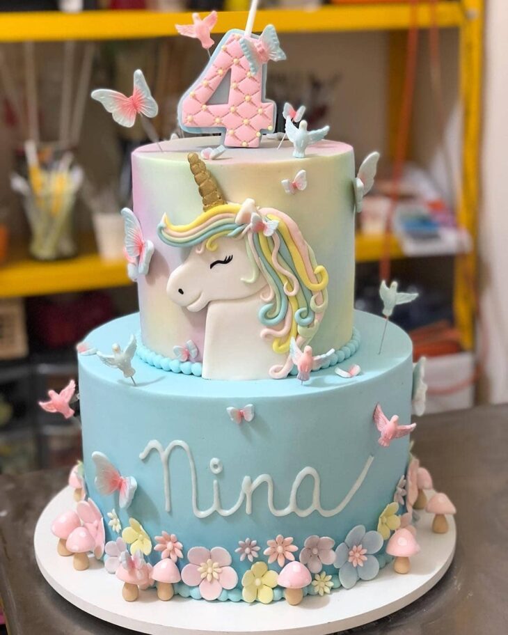 Foto de bolo de unicornio 35 - 38