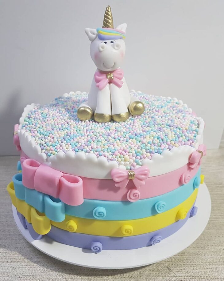 Foto de bolo de unicornio 61 - 64