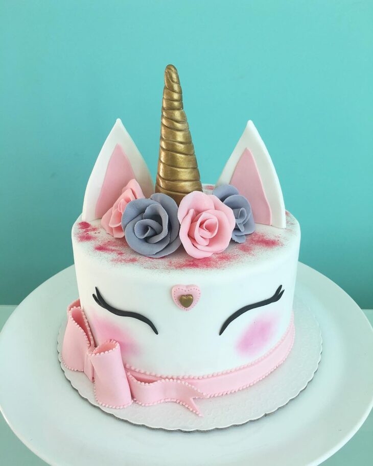 Foto de bolo de unicornio 64 - 67