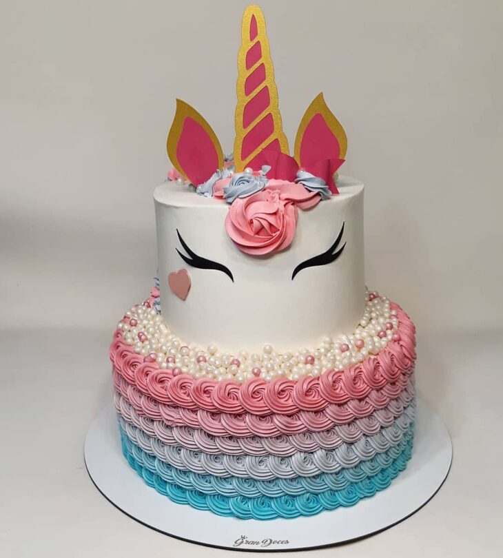 Foto de bolo de unicornio 85 - 88