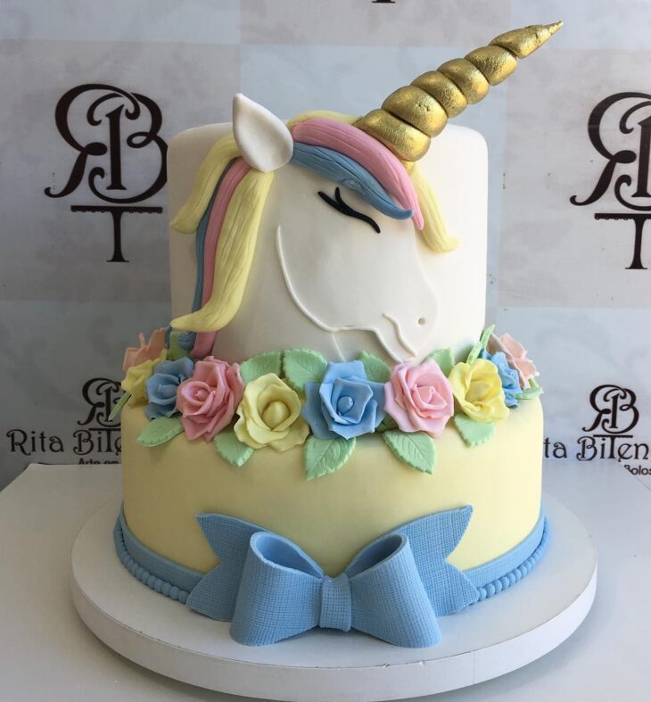 Foto de bolo de unicornio 99 - 102