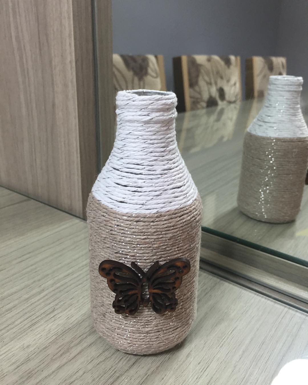 Foto de garrafas decoradas com barbante 36 - 36
