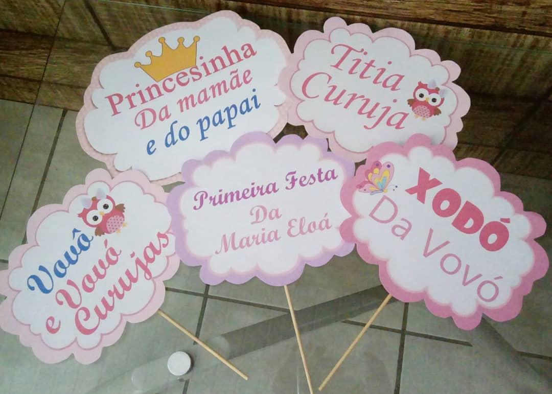 Foto de plaquinhas para festa 26 - 28