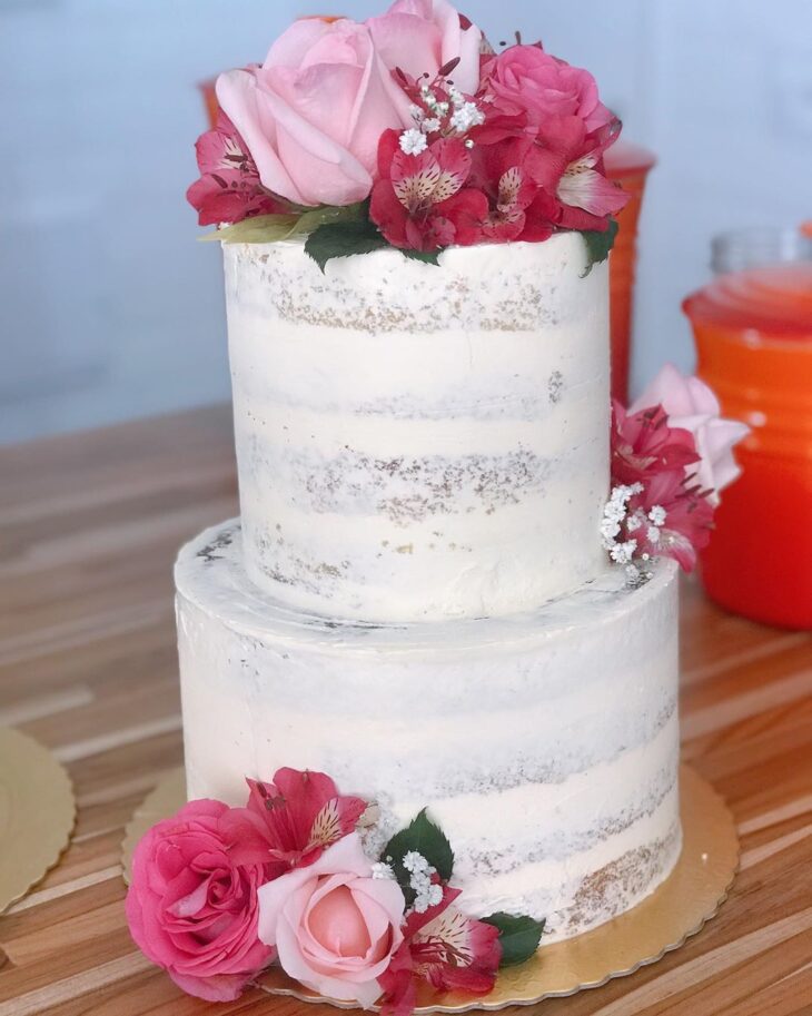 Foto de bolo de casamento 25 - 27