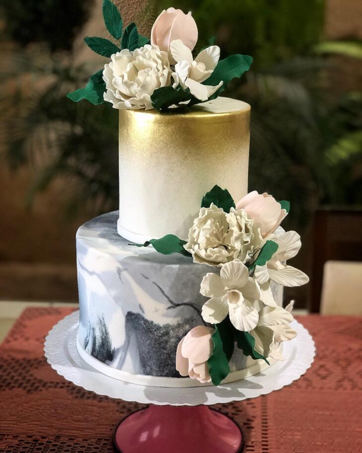 Foto de bolo de casamento 84 - 86