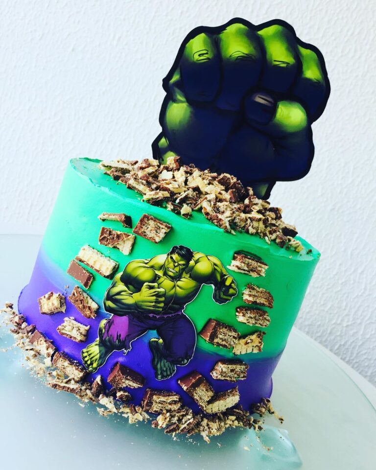 Bolo do Hulk: fotos e como fazer um bolo poderoso para sua festa