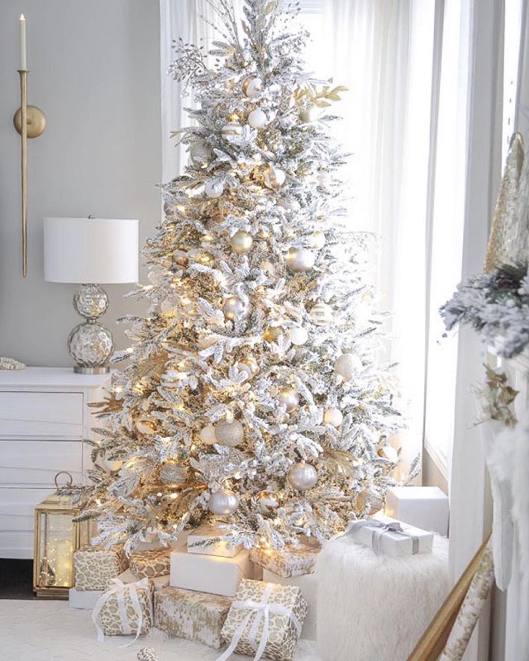 Árvore de Natal Branca: 100 ideias e dicas para decorar