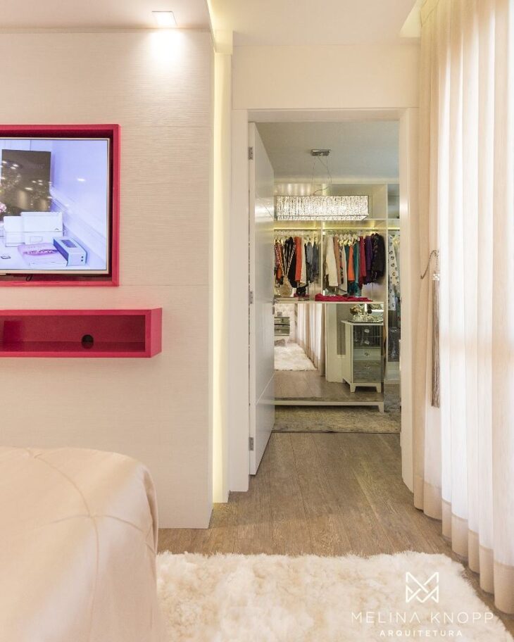 Foto de quarto com closet 53 - 55