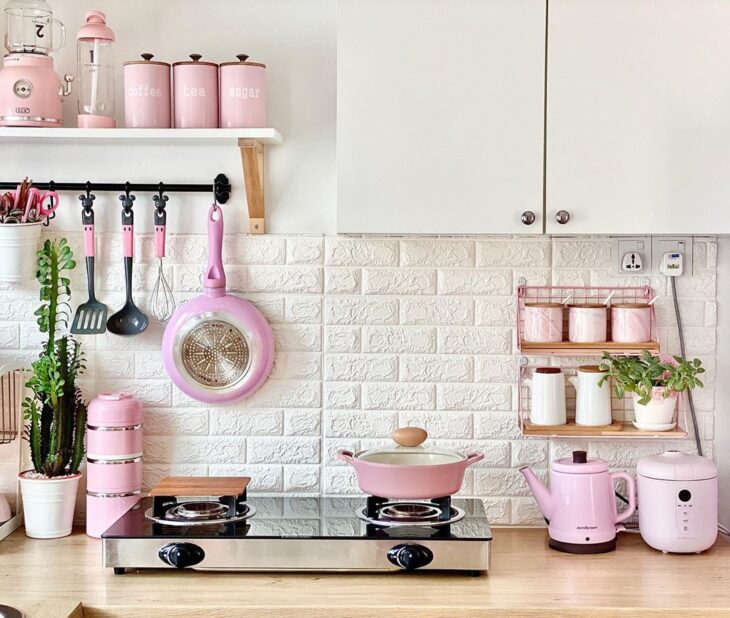 Foto de cozinha rosa 18 - 21