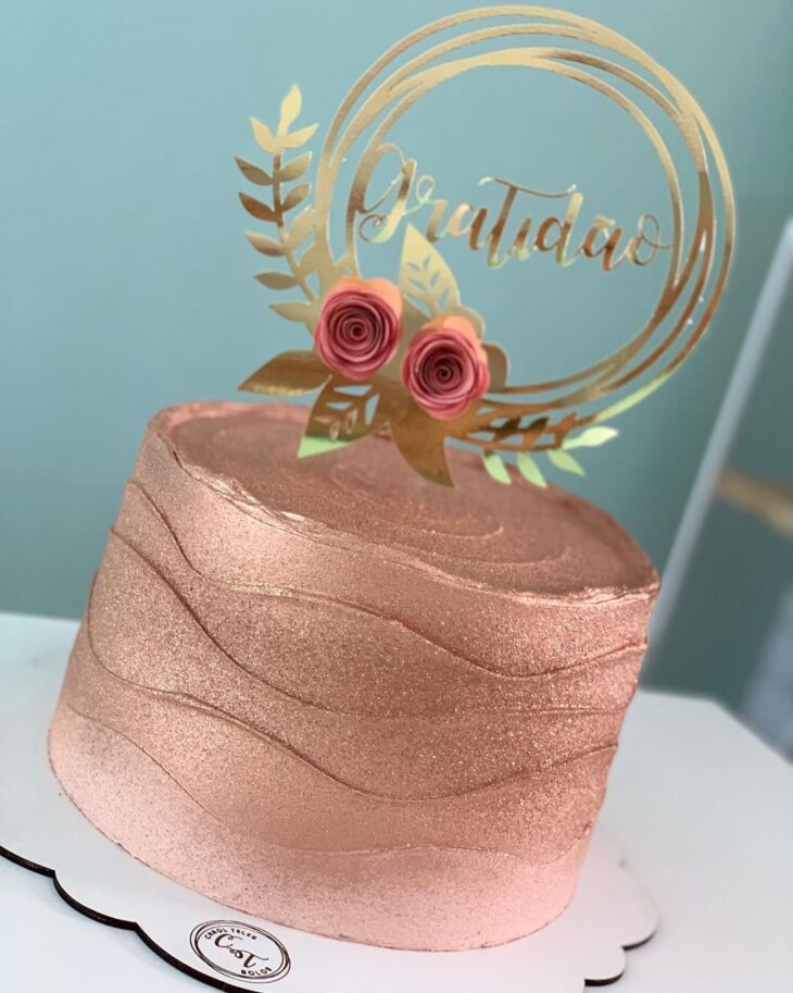 Foto de bolo rose gold 20 - 23