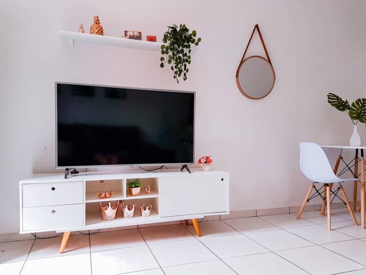 Foto de decoracao de sala simples e barata 48 - 51