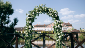 Foto de arco de flores 0 - 3