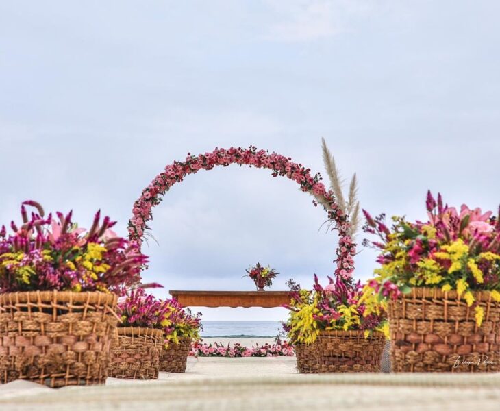 Foto de arco de flores 6 - 9