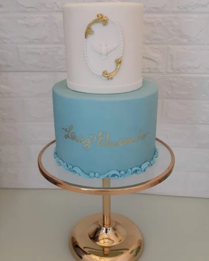 Foto de bolo de batizado 33 - 36