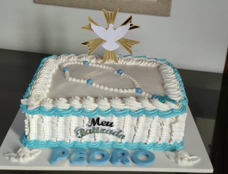 Foto de bolo de batizado 50 - 53