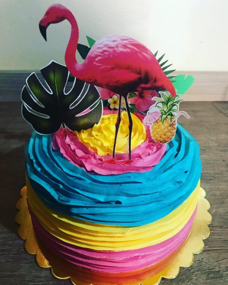 Foto de bolo de flamingo 9 - 12