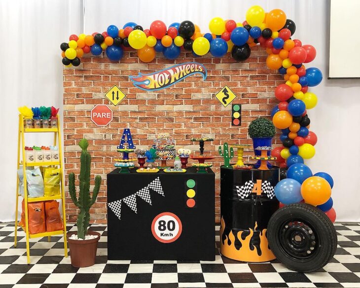 Foto de festa hot wheels 13 - 16