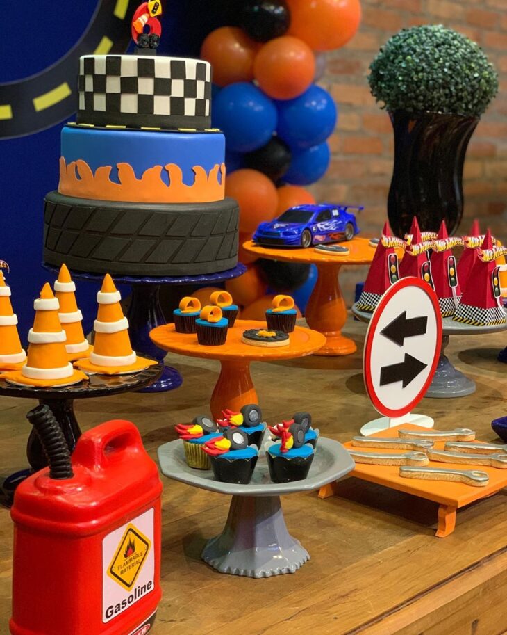 Foto de festa hot wheels 28 - 31