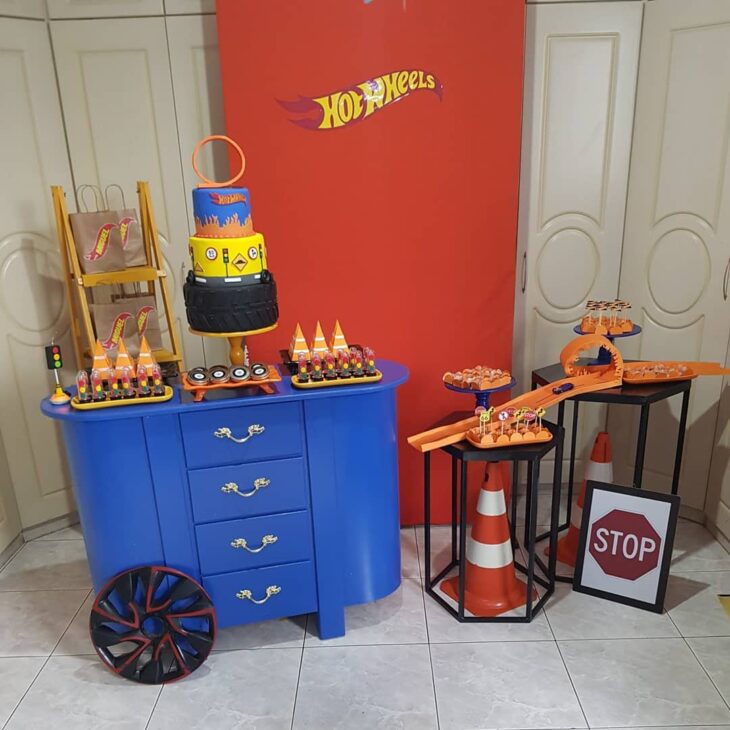 Foto de festa hot wheels 47 - 50