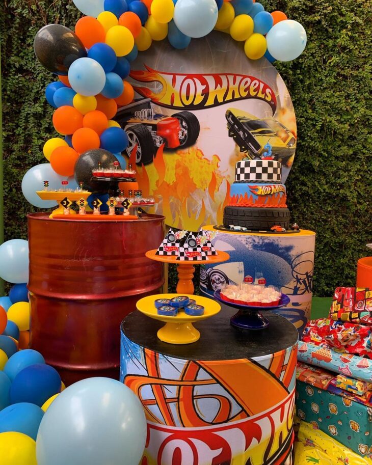 Foto de festa hot wheels 49 - 52