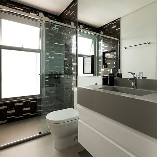 Foto de porcelanato bege 34 - 35