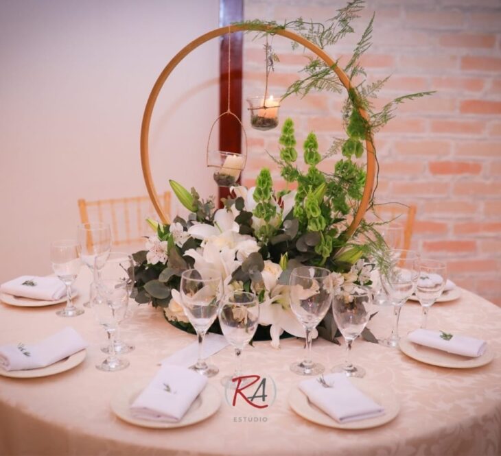 Foto de centro de mesa para casamento 43 - 46