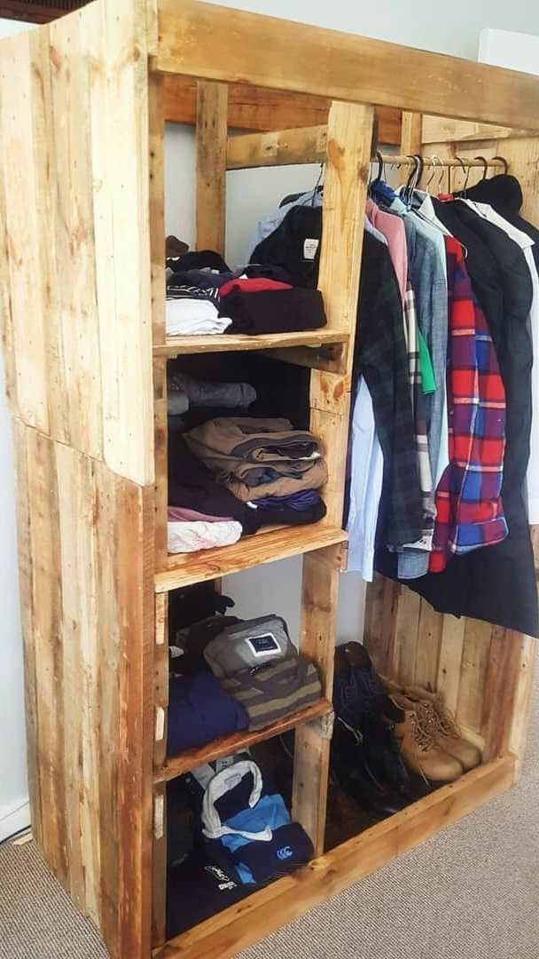 Foto de guarda roupa de pallet 19 - 23