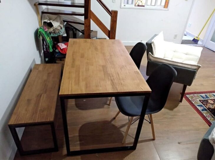 Foto de mesa com banco 21 - 21