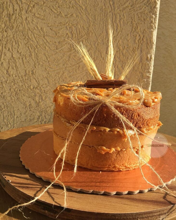 Foto de bolo de casamento rustico 38 - 37