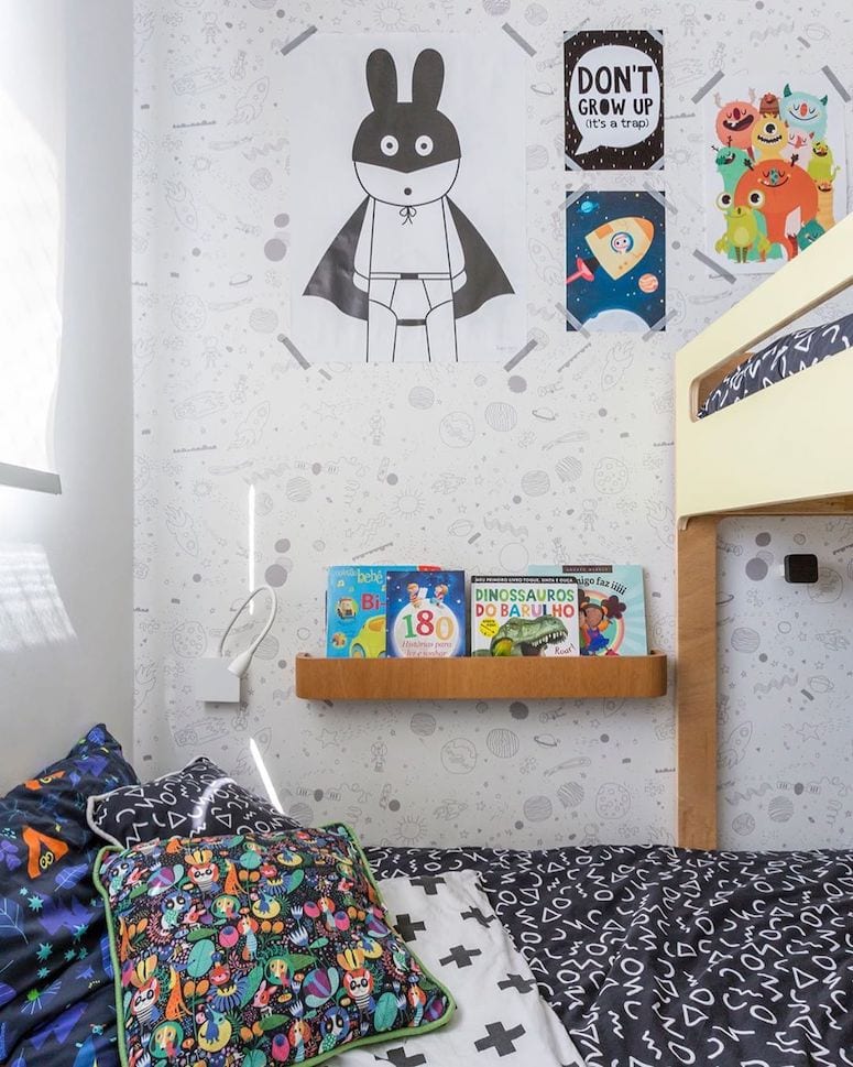 Foto de prateleira para quarto infantil 43 - 37