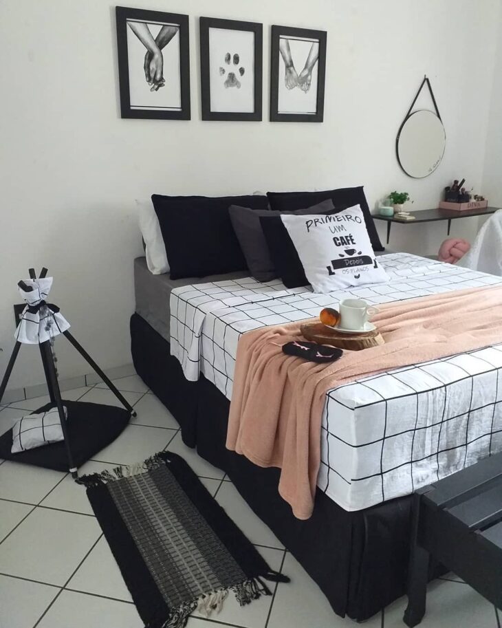 Foto de quarto preto e branco 59 - 62