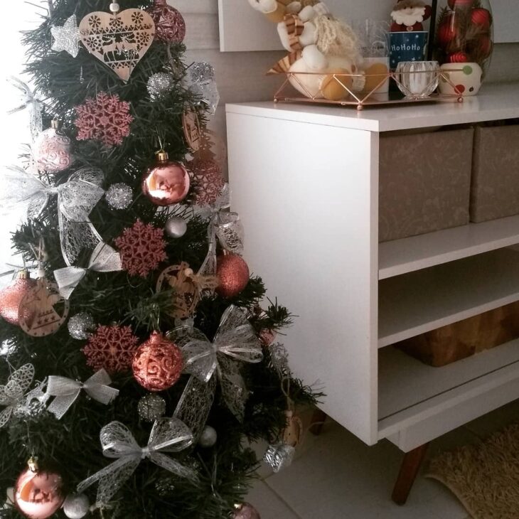 Foto de arvore de natal rose gold 12 - 15