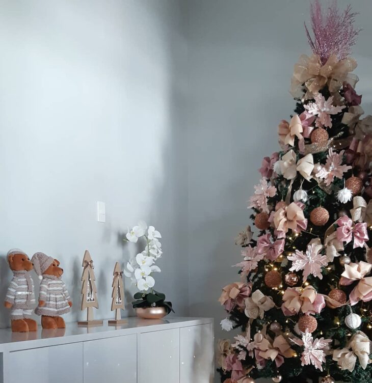 Foto de arvore de natal rose gold 21 - 24