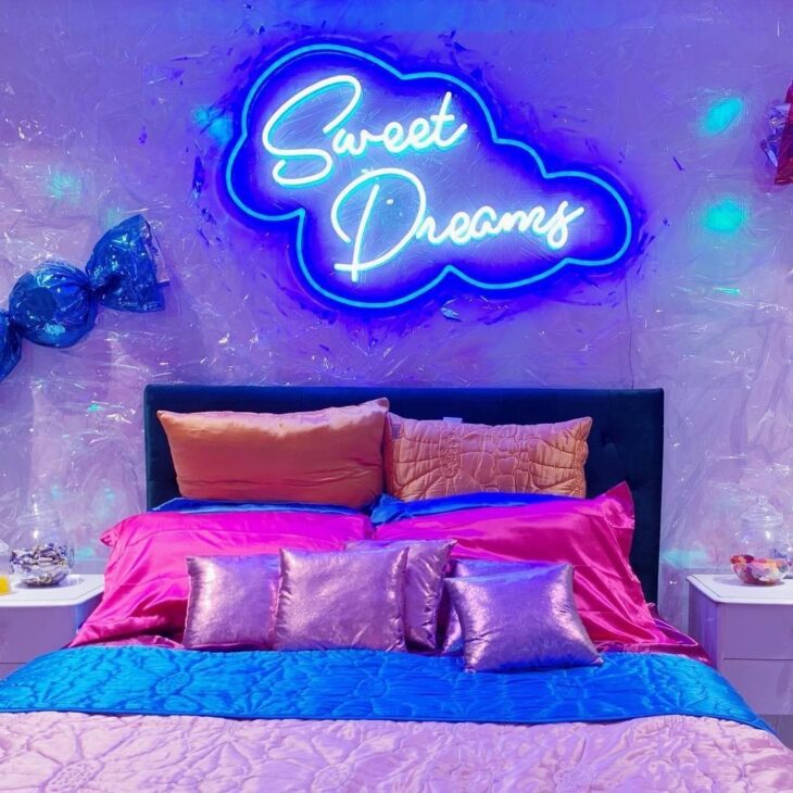 Foto de quarto neon 20 - 22