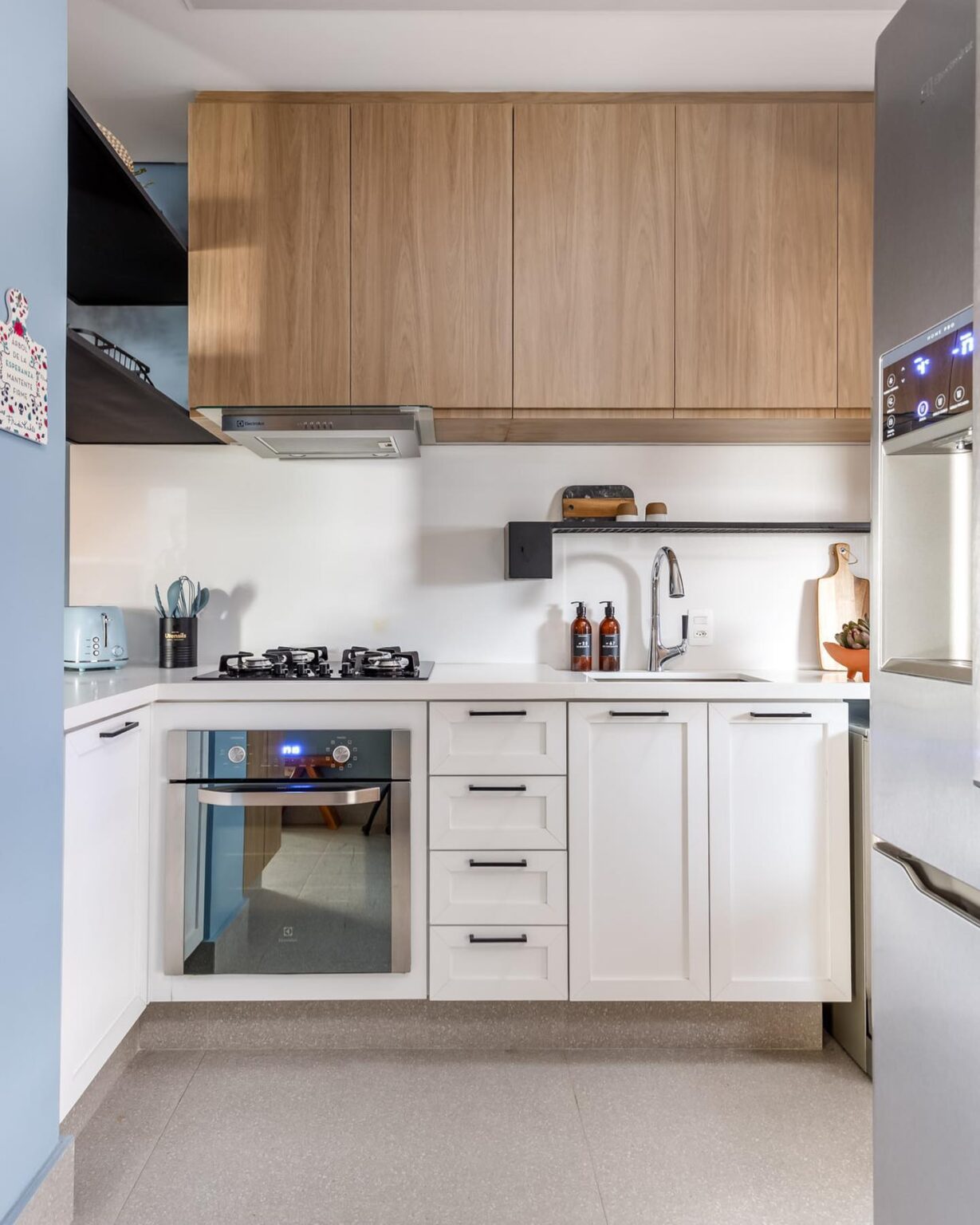 Cozinha planejada: 80 PROJETOS incríveis para investir