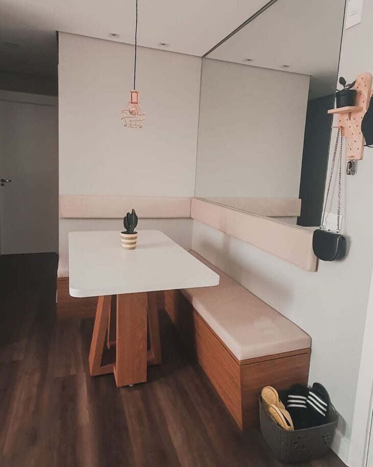 Foto de mesa para apartamento pequeno 17 - 18